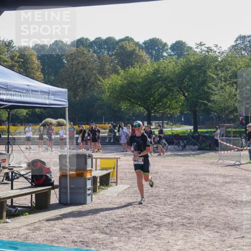 08.09.2024 - Stadtparktriathlon Luisa Fischer http://msf.ph/oto/7033431 08.09.2024 10:13:30 Ziel 168 meine-sportfotos.de