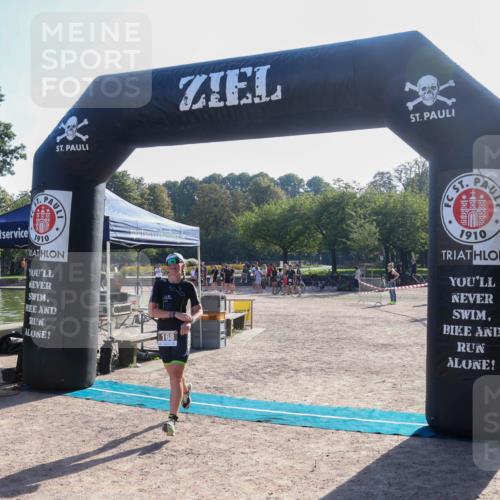 08.09.2024 - Stadtparktriathlon Luisa Fischer http://msf.ph/oto/7033438 08.09.2024 10:13:31 Ziel 168 meine-sportfotos.de