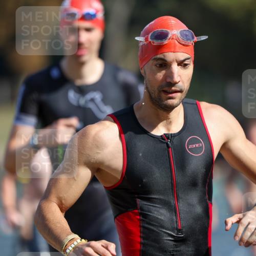 08.09.2024 - Stadtparktriathlon Michael Strokosch http://msf.ph/oto/7033439 08.09.2024 11:33:28 Schwimmen 663, 672, 674, 688, 693, 705, 714, 715, 720, 738 meine-sportfotos.de