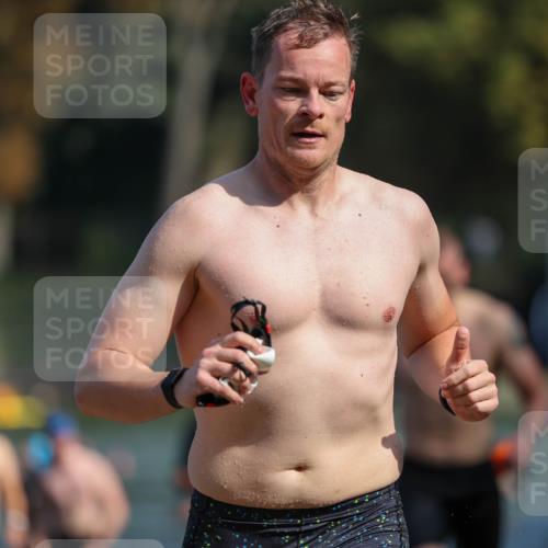 08.09.2024 - Stadtparktriathlon Michael Strokosch http://msf.ph/oto/7033446 08.09.2024 11:33:30 Schwimmen 663, 674, 683, 688, 693, 705, 714, 715, 738, 747 meine-sportfotos.de