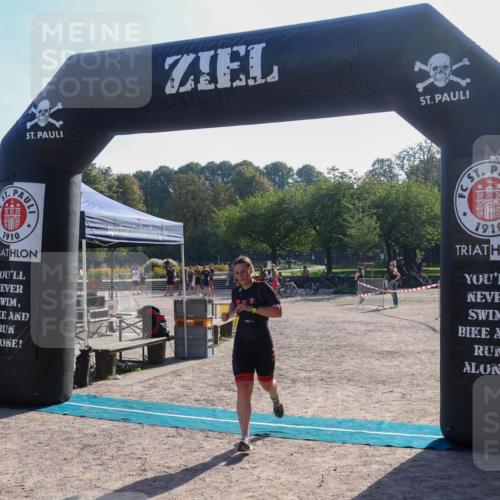 08.09.2024 - Stadtparktriathlon Luisa Fischer http://msf.ph/oto/7033449 08.09.2024 10:14:33 Ziel 157 meine-sportfotos.de