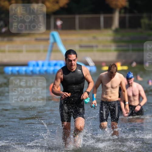 08.09.2024 - Stadtparktriathlon Michael Strokosch http://msf.ph/oto/7033450 08.09.2024 11:33:31 Schwimmen 663, 683, 688, 693, 705, 714, 715, 738, 747 meine-sportfotos.de