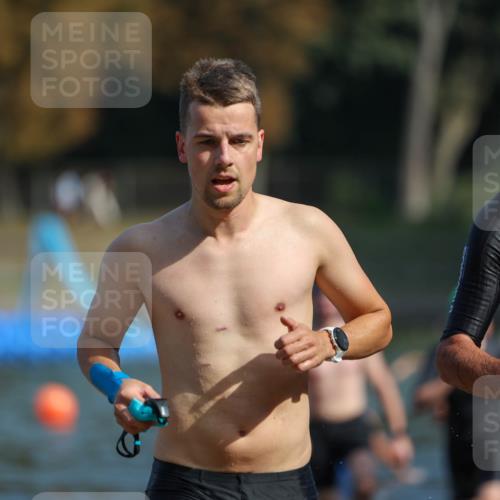 08.09.2024 - Stadtparktriathlon Michael Strokosch http://msf.ph/oto/7033470 08.09.2024 11:33:37 Schwimmen 673, 683, 688, 714, 715, 738, 747 meine-sportfotos.de