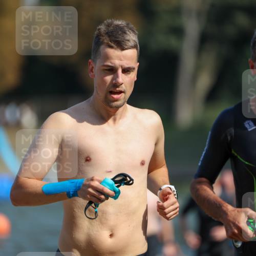 08.09.2024 - Stadtparktriathlon Michael Strokosch http://msf.ph/oto/7033472 08.09.2024 11:33:38 Schwimmen 673, 683, 688, 714, 715, 731, 738, 747 meine-sportfotos.de