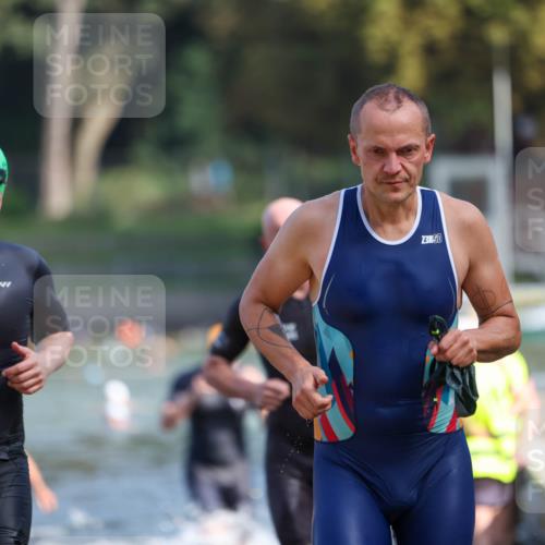 08.09.2024 - Stadtparktriathlon Michael Strokosch http://msf.ph/oto/7033486 08.09.2024 11:33:41 Schwimmen 673, 683, 714, 731, 738, 747 meine-sportfotos.de