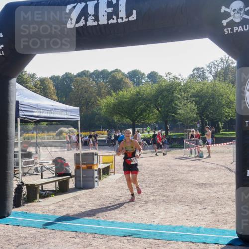 08.09.2024 - Stadtparktriathlon Luisa Fischer http://msf.ph/oto/7033501 08.09.2024 10:15:52 Ziel 146 meine-sportfotos.de