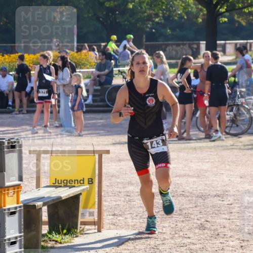 08.09.2024 - Stadtparktriathlon Luisa Fischer http://msf.ph/oto/7033509 08.09.2024 10:17:33 Ziel 143 meine-sportfotos.de
