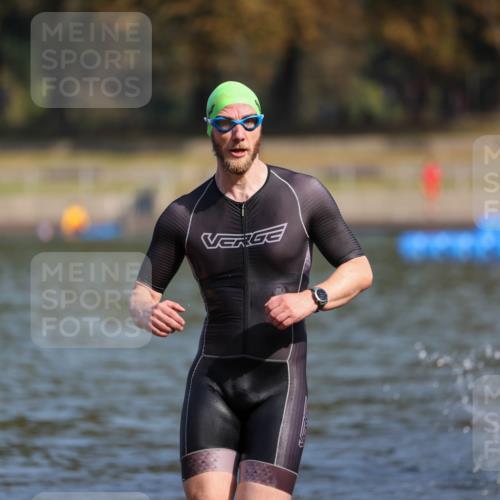 08.09.2024 - Stadtparktriathlon Michael Strokosch http://msf.ph/oto/7033534 08.09.2024 11:34:06 Schwimmen 665, 668, 691, 719, 728, 734 meine-sportfotos.de