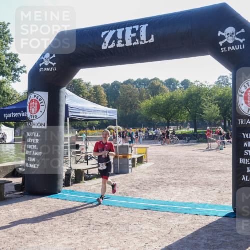 08.09.2024 - Stadtparktriathlon Luisa Fischer http://msf.ph/oto/7033553 08.09.2024 10:18:01 Ziel 148, 165 meine-sportfotos.de