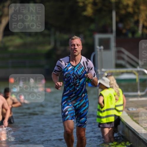 08.09.2024 - Stadtparktriathlon Michael Strokosch http://msf.ph/oto/7033561 08.09.2024 11:34:15 Schwimmen 691, 718, 728, 734, 742 meine-sportfotos.de