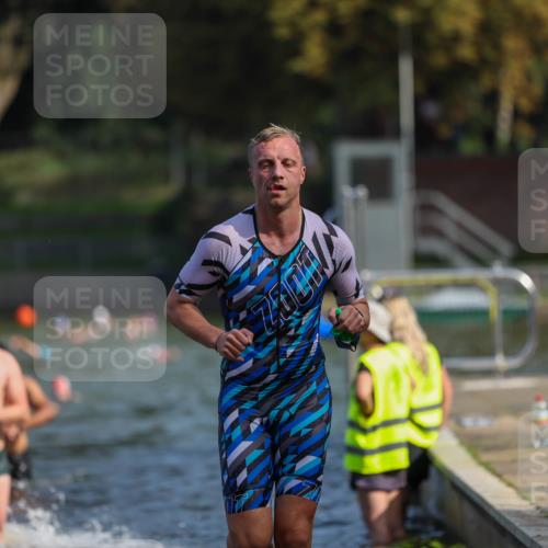 08.09.2024 - Stadtparktriathlon Michael Strokosch http://msf.ph/oto/7033567 08.09.2024 11:34:15 Schwimmen 691, 718, 728, 734, 742 meine-sportfotos.de