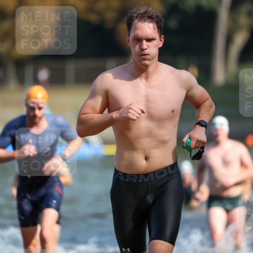 08.09.2024 - Stadtparktriathlon Michael Strokosch http://msf.ph/oto/7033571 08.09.2024 11:34:16 Schwimmen 691, 692, 718, 728, 734, 742 meine-sportfotos.de