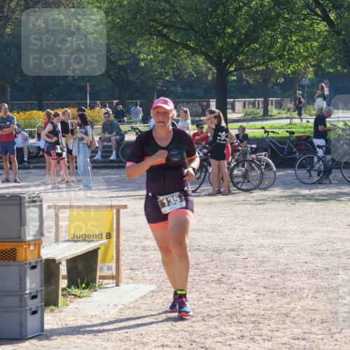 08.09.2024 - Stadtparktriathlon Luisa Fischer http://msf.ph/oto/7033576 08.09.2024 10:18:41 Ziel 135 meine-sportfotos.de