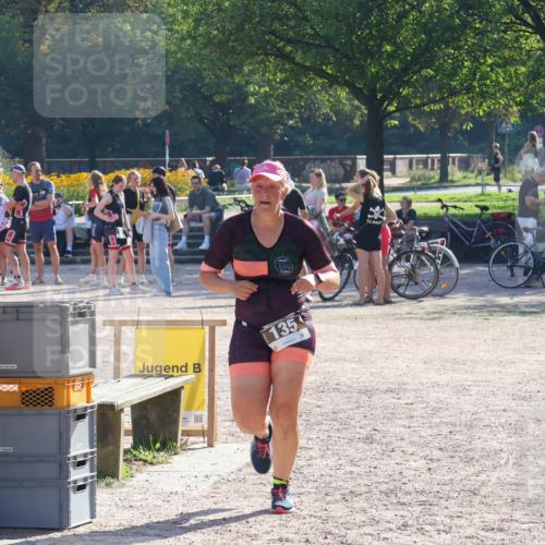08.09.2024 - Stadtparktriathlon Luisa Fischer http://msf.ph/oto/7033578 08.09.2024 10:18:41 Ziel 135 meine-sportfotos.de