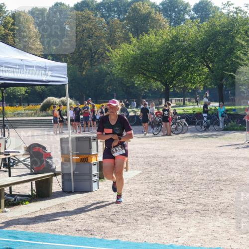 08.09.2024 - Stadtparktriathlon Luisa Fischer http://msf.ph/oto/7033584 08.09.2024 10:18:42 Ziel 135 meine-sportfotos.de