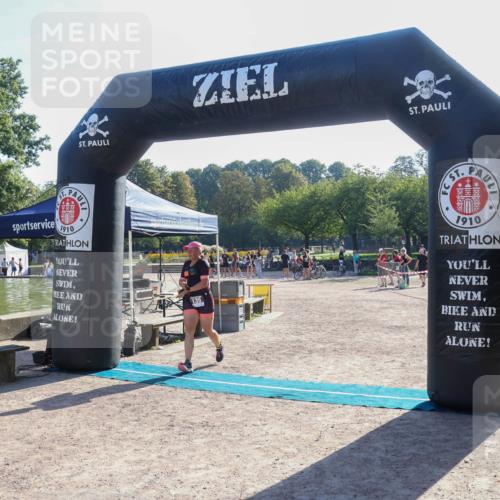 08.09.2024 - Stadtparktriathlon Luisa Fischer http://msf.ph/oto/7033590 08.09.2024 10:18:43 Ziel 135 meine-sportfotos.de