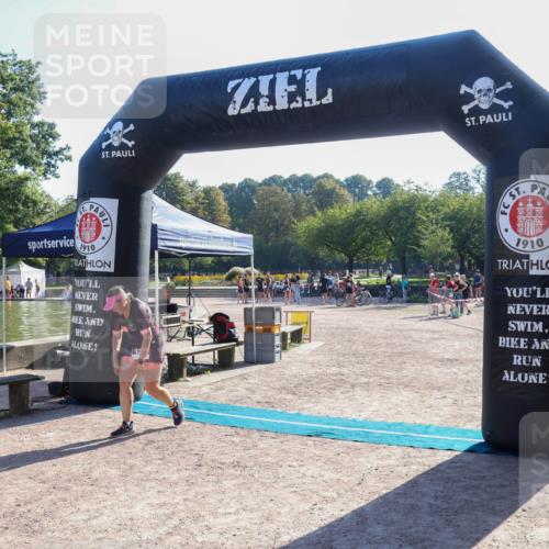 08.09.2024 - Stadtparktriathlon Luisa Fischer http://msf.ph/oto/7033594 08.09.2024 10:18:44 Ziel 135 meine-sportfotos.de