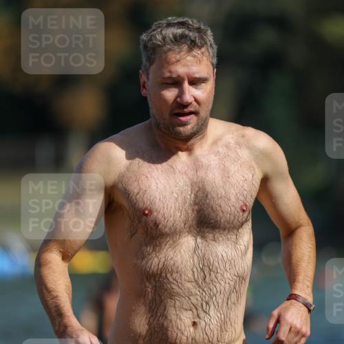 08.09.2024 - Stadtparktriathlon Michael Strokosch http://msf.ph/oto/7033595 08.09.2024 11:34:23 Schwimmen 692, 718, 742 meine-sportfotos.de