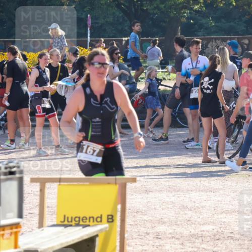 08.09.2024 - Stadtparktriathlon Luisa Fischer http://msf.ph/oto/7033596 08.09.2024 10:19:13 Ziel 167 meine-sportfotos.de