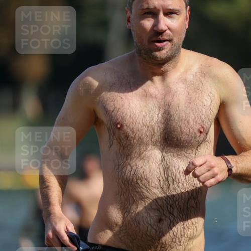 08.09.2024 - Stadtparktriathlon Michael Strokosch http://msf.ph/oto/7033597 08.09.2024 11:34:23 Schwimmen 692, 718, 742 meine-sportfotos.de