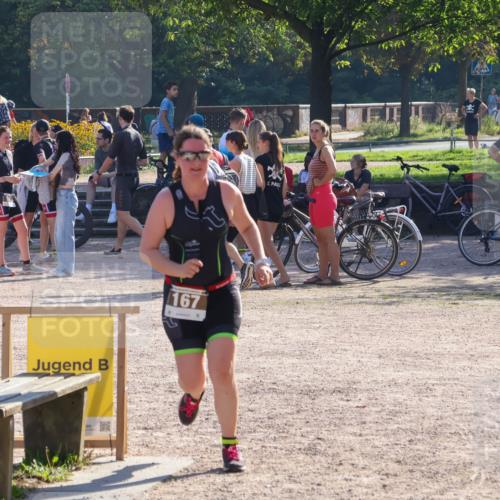 08.09.2024 - Stadtparktriathlon Luisa Fischer http://msf.ph/oto/7033600 08.09.2024 10:19:14 Ziel 163, 167 meine-sportfotos.de