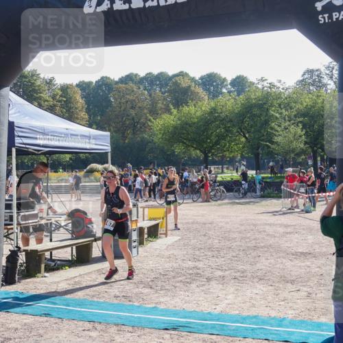 08.09.2024 - Stadtparktriathlon Luisa Fischer http://msf.ph/oto/7033608 08.09.2024 10:19:16 Ziel 163, 167 meine-sportfotos.de