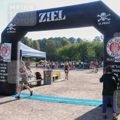 08.09.2024 - Stadtparktriathlon Luisa Fischer http://msf.ph/oto/7033612 08.09.2024 10:19:17 Ziel 163, 167 meine-sportfotos.de