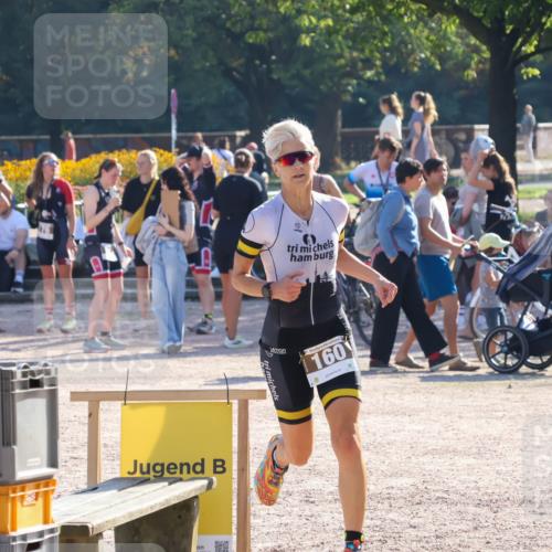 08.09.2024 - Stadtparktriathlon Luisa Fischer http://msf.ph/oto/7033640 08.09.2024 10:19:46 Ziel 160 meine-sportfotos.de