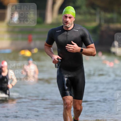 08.09.2024 - Stadtparktriathlon Michael Strokosch http://msf.ph/oto/7033653 08.09.2024 11:34:38 Schwimmen 684, 700, 708 meine-sportfotos.de