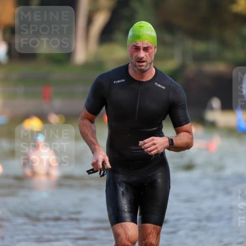08.09.2024 - Stadtparktriathlon Michael Strokosch http://msf.ph/oto/7033657 08.09.2024 11:34:39 Schwimmen 684, 700, 708 meine-sportfotos.de