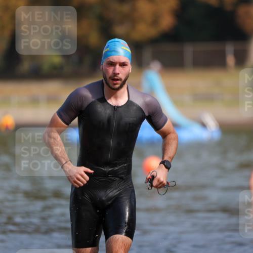 08.09.2024 - Stadtparktriathlon Michael Strokosch http://msf.ph/oto/7033689 08.09.2024 11:34:44 Schwimmen 685, 700, 708 meine-sportfotos.de