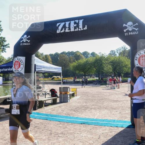 08.09.2024 - Stadtparktriathlon Luisa Fischer http://msf.ph/oto/7033696 08.09.2024 10:21:24 Ziel 52 meine-sportfotos.de
