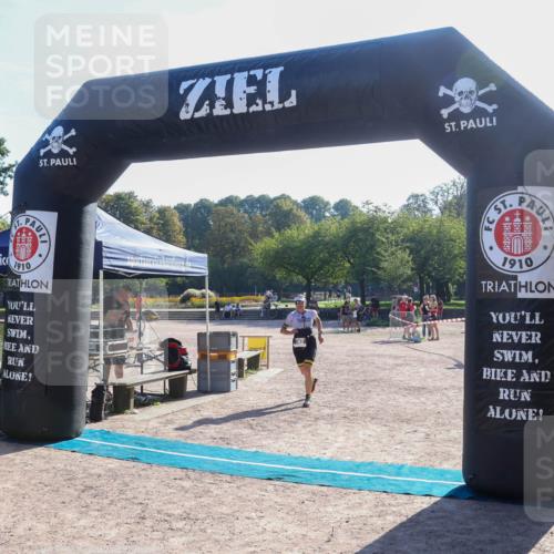08.09.2024 - Stadtparktriathlon Luisa Fischer http://msf.ph/oto/7033700 08.09.2024 10:21:48 Ziel 162 meine-sportfotos.de