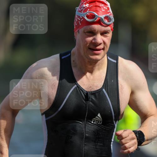 08.09.2024 - Stadtparktriathlon Michael Strokosch http://msf.ph/oto/7033702 08.09.2024 11:34:47 Schwimmen 685, 700, 708 meine-sportfotos.de