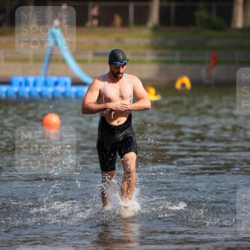 08.09.2024 - Stadtparktriathlon Michael Strokosch http://msf.ph/oto/7033707 08.09.2024 11:34:52 Schwimmen 685 meine-sportfotos.de