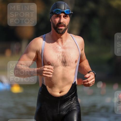08.09.2024 - Stadtparktriathlon Michael Strokosch http://msf.ph/oto/7033725 08.09.2024 11:34:56 Schwimmen 685 meine-sportfotos.de