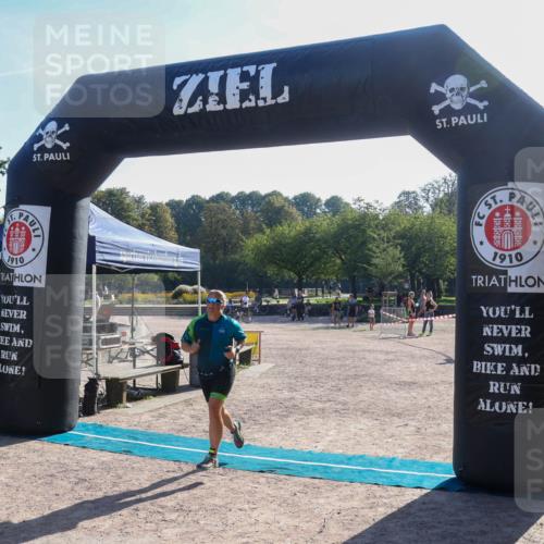 08.09.2024 - Stadtparktriathlon Luisa Fischer http://msf.ph/oto/7033727 08.09.2024 10:24:58 Ziel 164 meine-sportfotos.de
