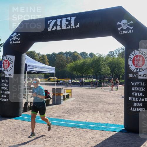08.09.2024 - Stadtparktriathlon Luisa Fischer http://msf.ph/oto/7033729 08.09.2024 10:24:58 Ziel 164 meine-sportfotos.de