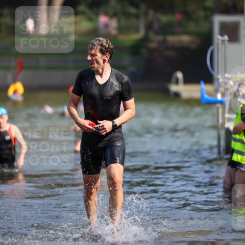 08.09.2024 - Stadtparktriathlon Michael Strokosch http://msf.ph/oto/7033742 08.09.2024 11:35:20 Schwimmen 726 meine-sportfotos.de