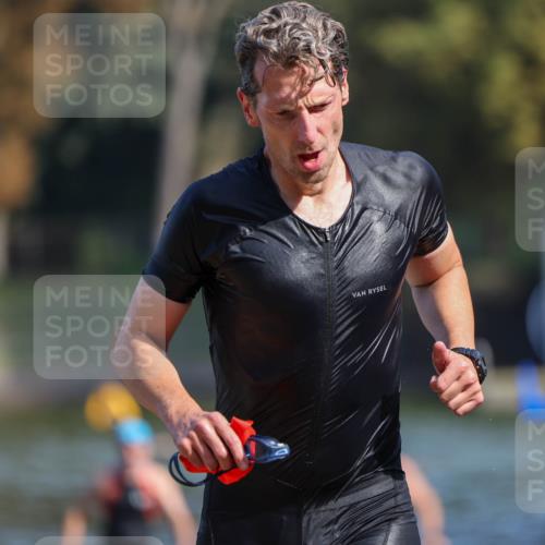 08.09.2024 - Stadtparktriathlon Michael Strokosch http://msf.ph/oto/7033761 08.09.2024 11:35:25 Schwimmen 677, 701, 702, 726, 735 meine-sportfotos.de