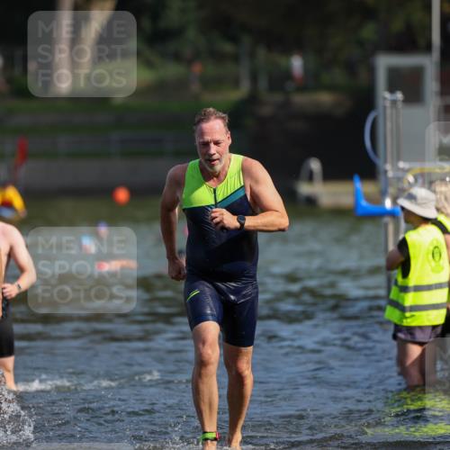 08.09.2024 - Stadtparktriathlon Michael Strokosch http://msf.ph/oto/7033784 08.09.2024 11:35:31 Schwimmen 677, 701, 702, 735 meine-sportfotos.de