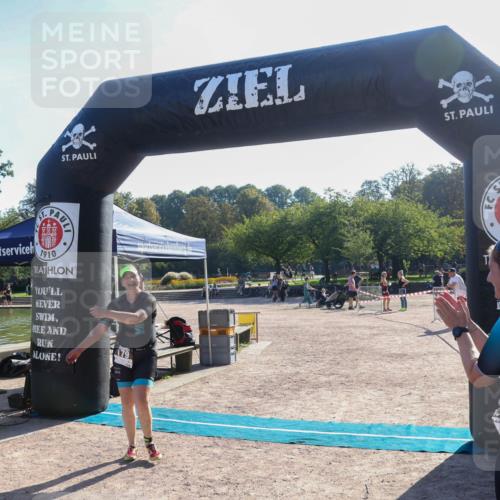 08.09.2024 - Stadtparktriathlon Luisa Fischer http://msf.ph/oto/7033785 08.09.2024 10:27:57 Ziel 179 meine-sportfotos.de