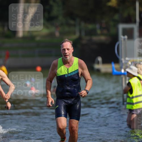 08.09.2024 - Stadtparktriathlon Michael Strokosch http://msf.ph/oto/7033788 08.09.2024 11:35:31 Schwimmen 677, 701, 702, 735 meine-sportfotos.de