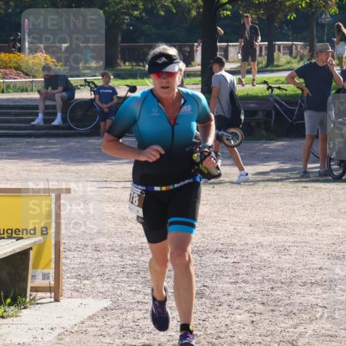 08.09.2024 - Stadtparktriathlon Luisa Fischer http://msf.ph/oto/7033795 08.09.2024 10:29:27 Ziel 178 meine-sportfotos.de