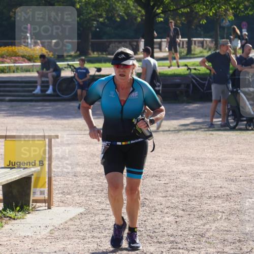 08.09.2024 - Stadtparktriathlon Luisa Fischer http://msf.ph/oto/7033797 08.09.2024 10:29:27 Ziel 178 meine-sportfotos.de