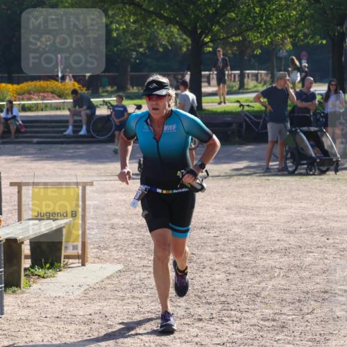 08.09.2024 - Stadtparktriathlon Luisa Fischer http://msf.ph/oto/7033799 08.09.2024 10:29:27 Ziel 178 meine-sportfotos.de
