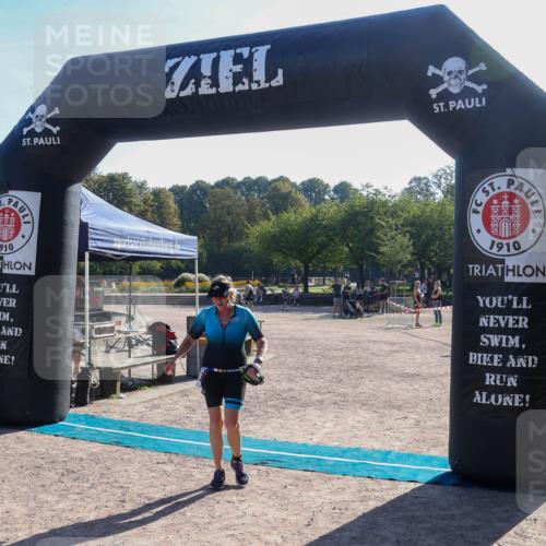 08.09.2024 - Stadtparktriathlon Luisa Fischer http://msf.ph/oto/7033813 08.09.2024 10:29:30 Ziel 178 meine-sportfotos.de