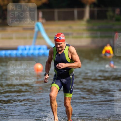 08.09.2024 - Stadtparktriathlon Michael Strokosch http://msf.ph/oto/7033882 08.09.2024 11:36:02 Schwimmen 740 meine-sportfotos.de