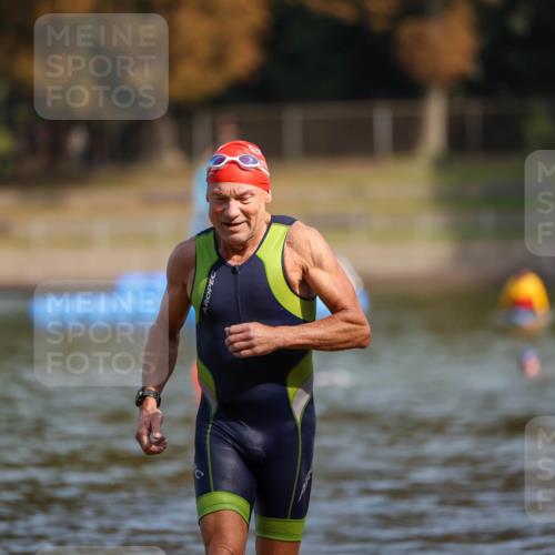 08.09.2024 - Stadtparktriathlon Michael Strokosch http://msf.ph/oto/7033895 08.09.2024 11:36:04 Schwimmen 740 meine-sportfotos.de
