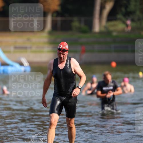 08.09.2024 - Stadtparktriathlon Michael Strokosch http://msf.ph/oto/7033914 08.09.2024 11:36:14 Schwimmen 746 meine-sportfotos.de